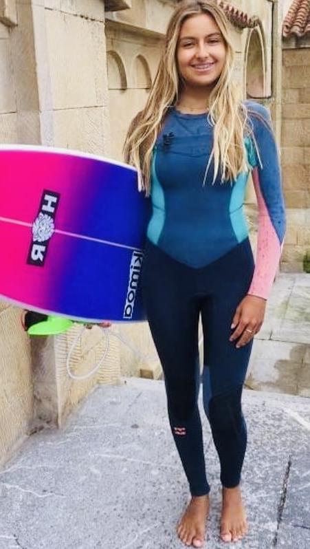 25P Wetsuit Wet Pussies 19