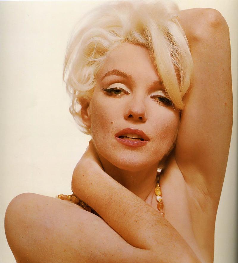25P Marilyn Monroe Nude