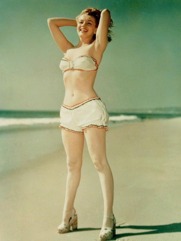 25P Marilyn Monroe Nude