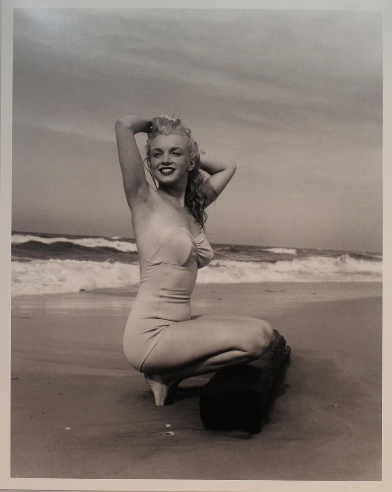 25P Marilyn Monroe Nude