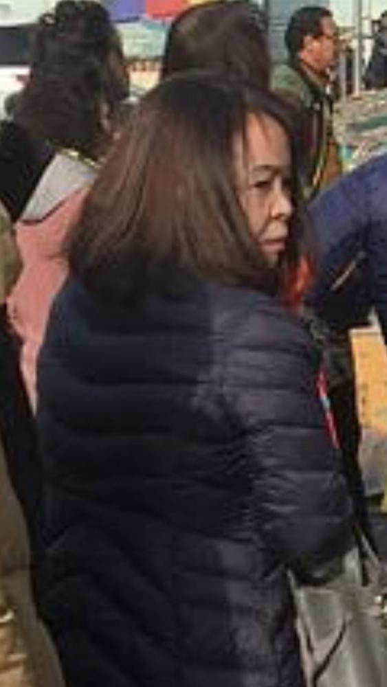 25P Slippery Woman