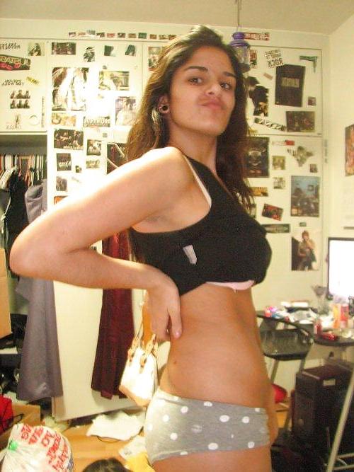 25P SÜSSE LATINA