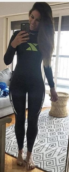 25P Wetsuit Wet Pussies 18