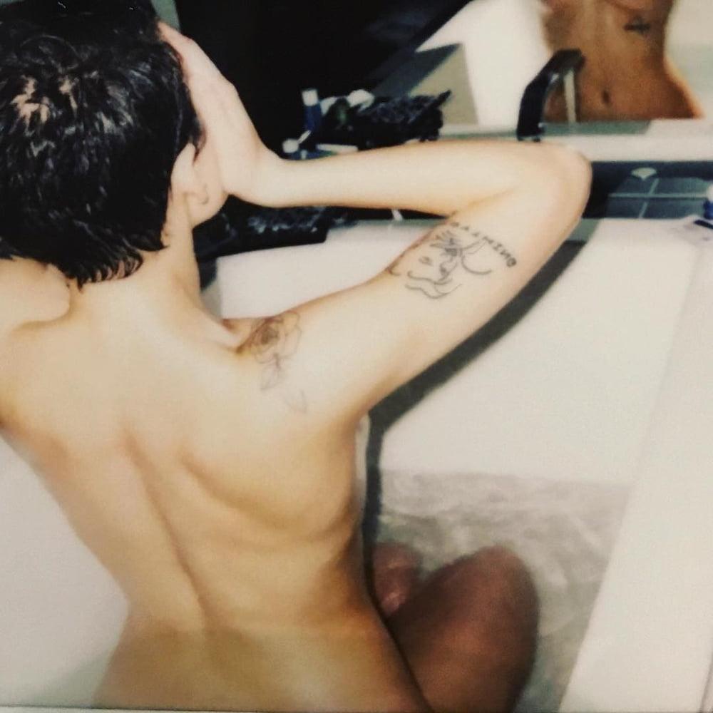 25P Halsey nude and hot