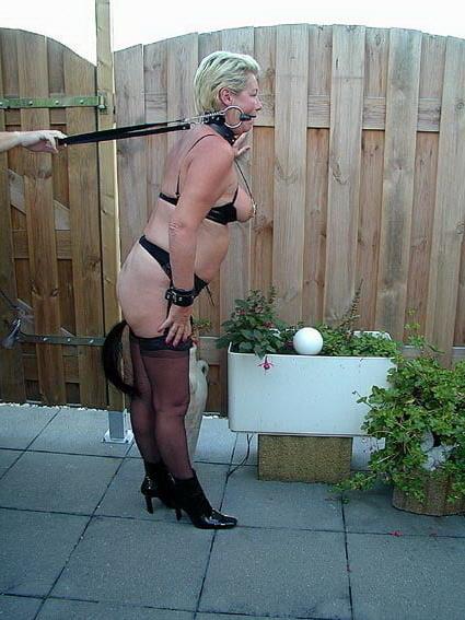 15P Amateur Women BDSM 286