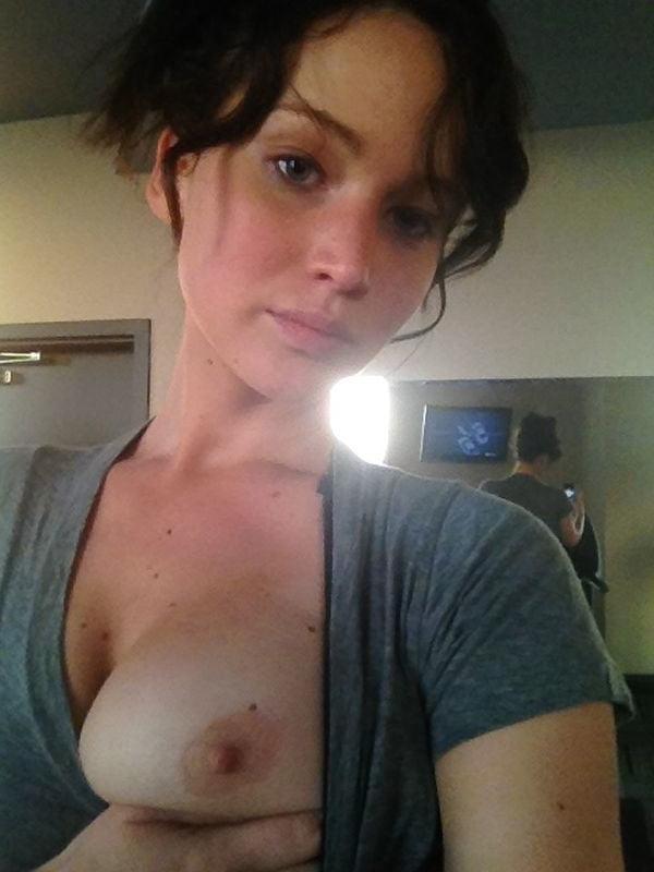 25P Jennifer Lawrence Nude