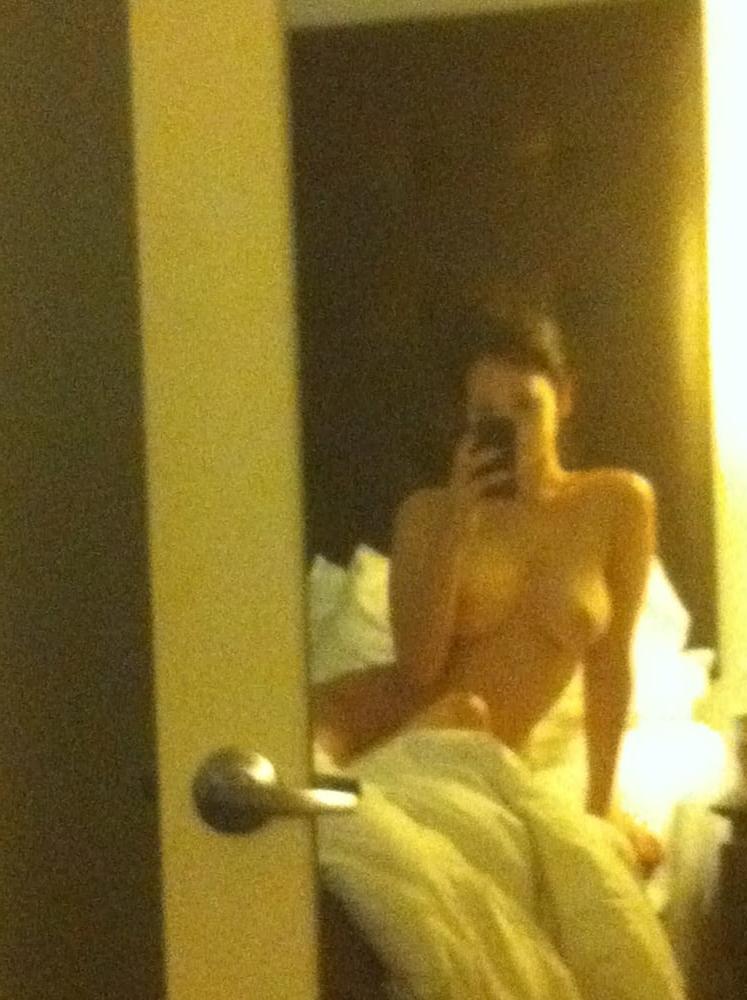 25P Jennifer Lawrence Nude