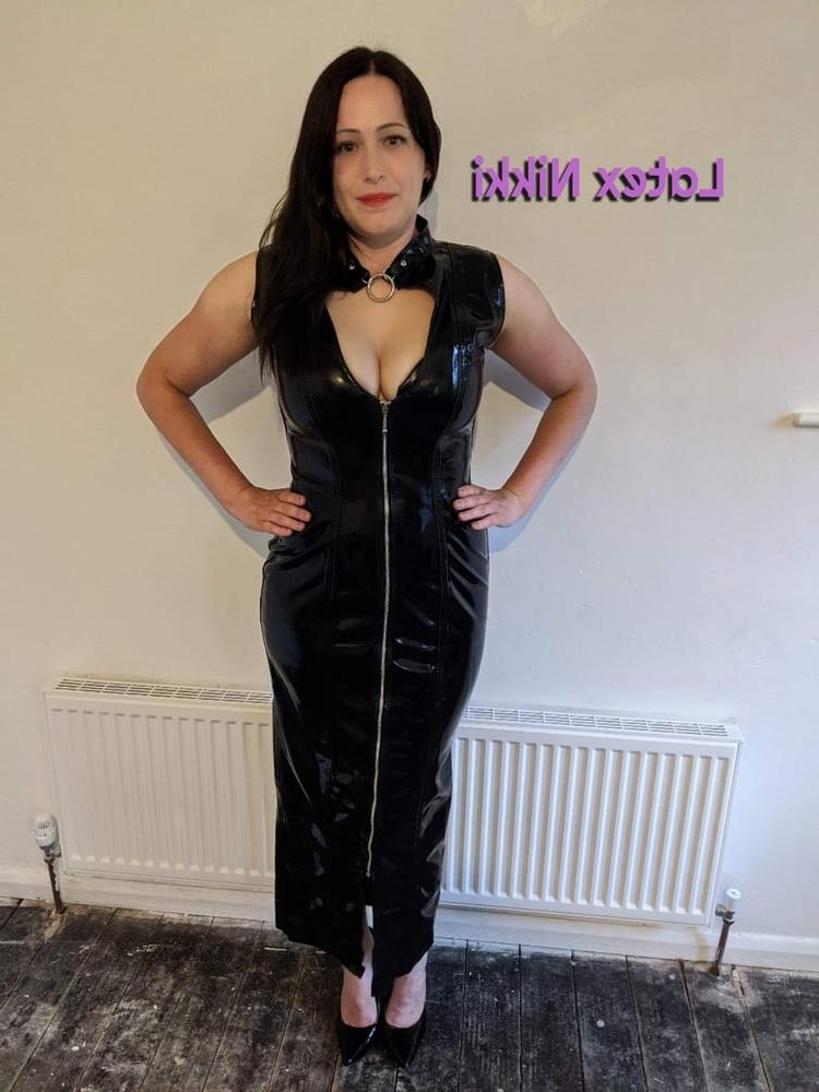 24P Latex Nikki