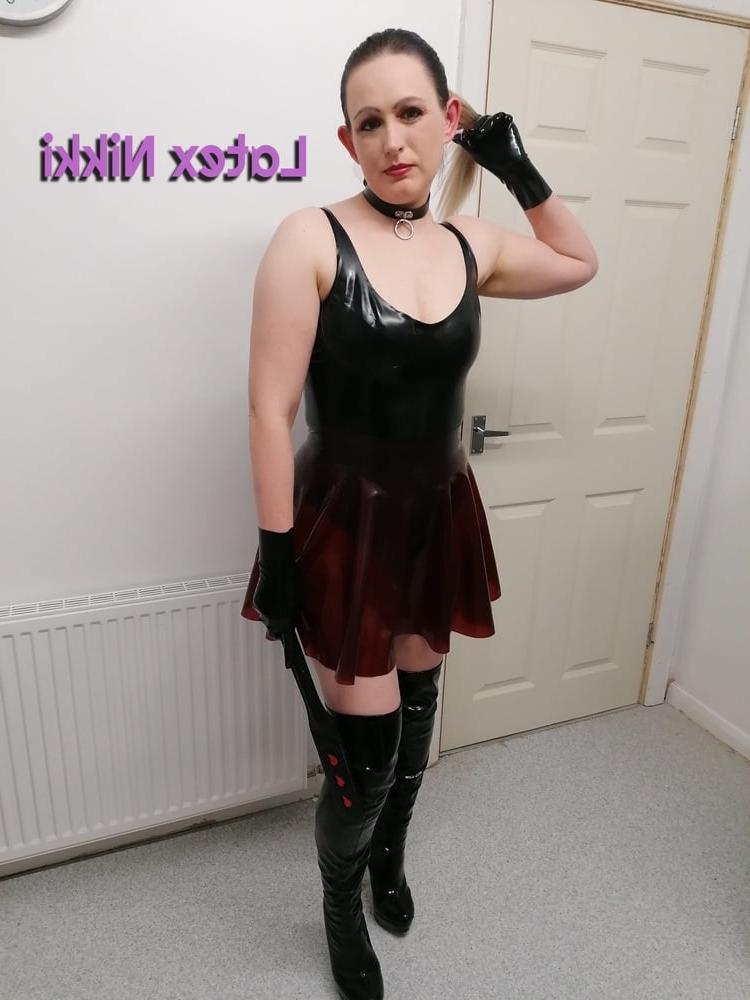 24P Latex Nikki