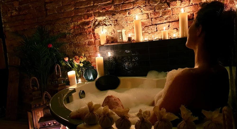 9P Sauna and spa (non nude)
