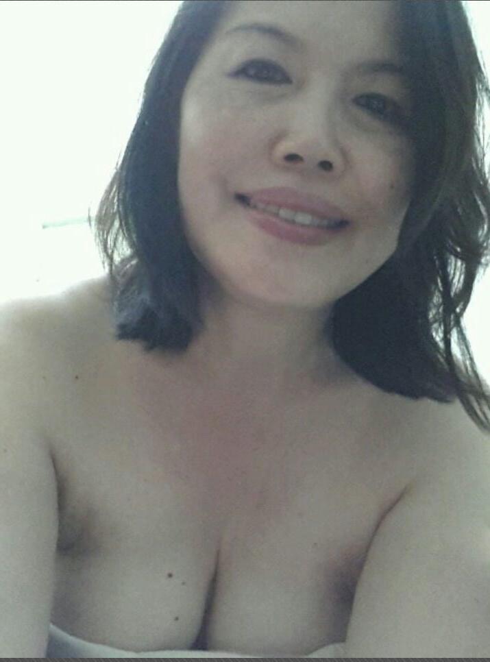 25P sexy asian milf