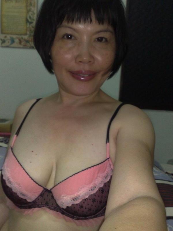25P sexy asian milf