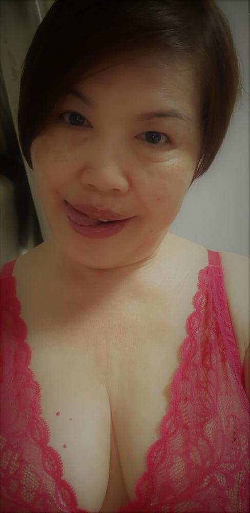 25P sexy asian milf