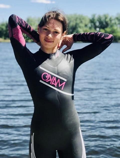 25P Wetsuit Wet Pussies 17