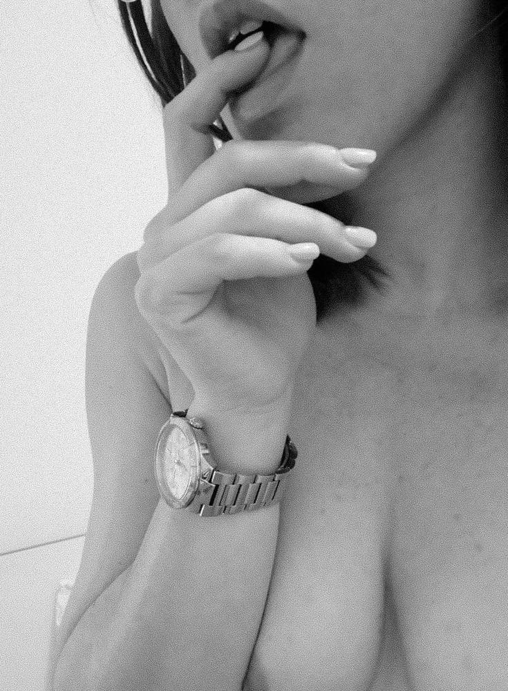 25P Black &amp; White 1