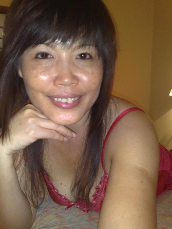 25P Sexy Asian Milf