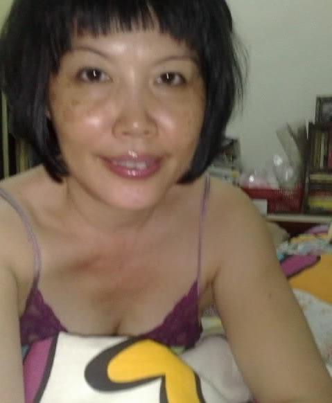 25P Sexy Asian Milf