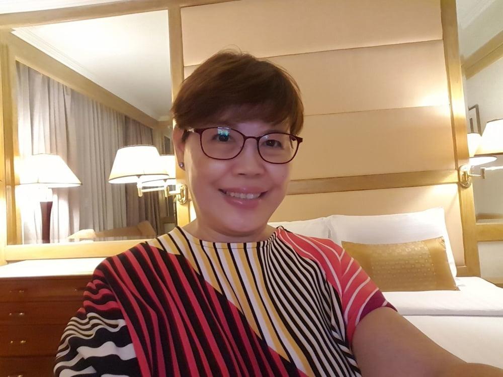 25P Sexy Asian Milf