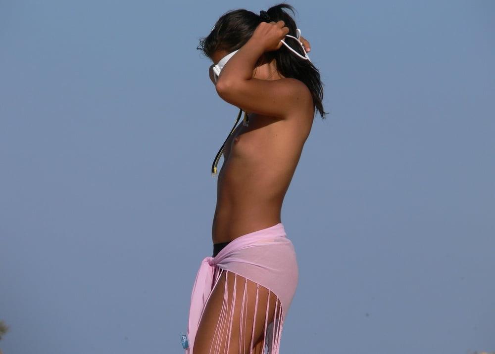 22P Nude Beach 40