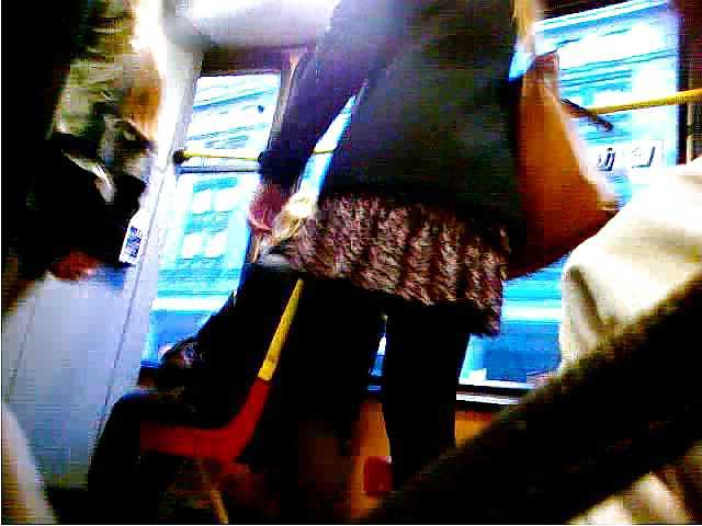 25P Ulica, sklep, bus ...