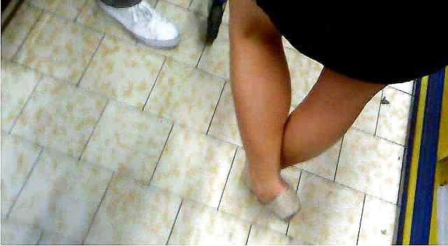 25P Ulica, sklep, bus ...