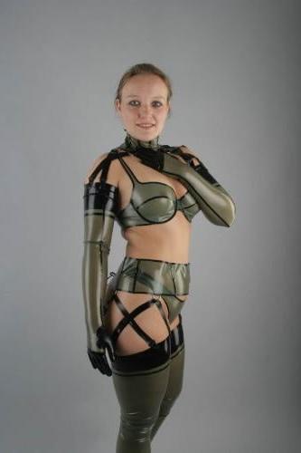 25P Latex Ladies