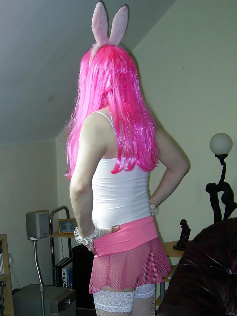 21P Suzi Sucks: Bunny Gurl, 2 of 2