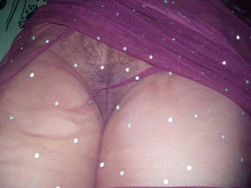 12P My Aunt nude body