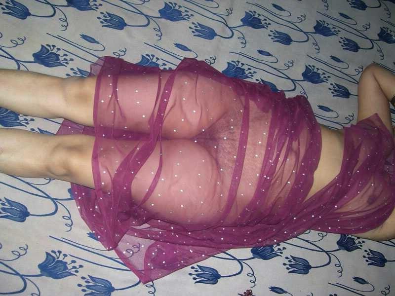 12P My Aunt nude body