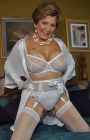25P White stockings day