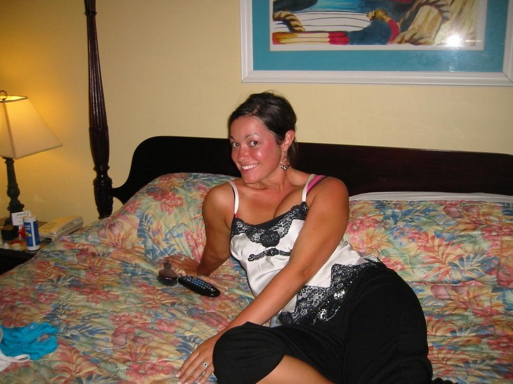 25P Black Haired Southern Mississippi College Coed With Nice Ass