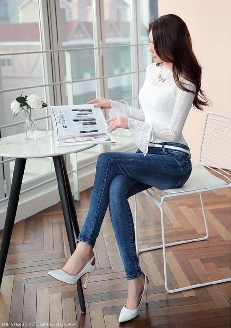 25P White III