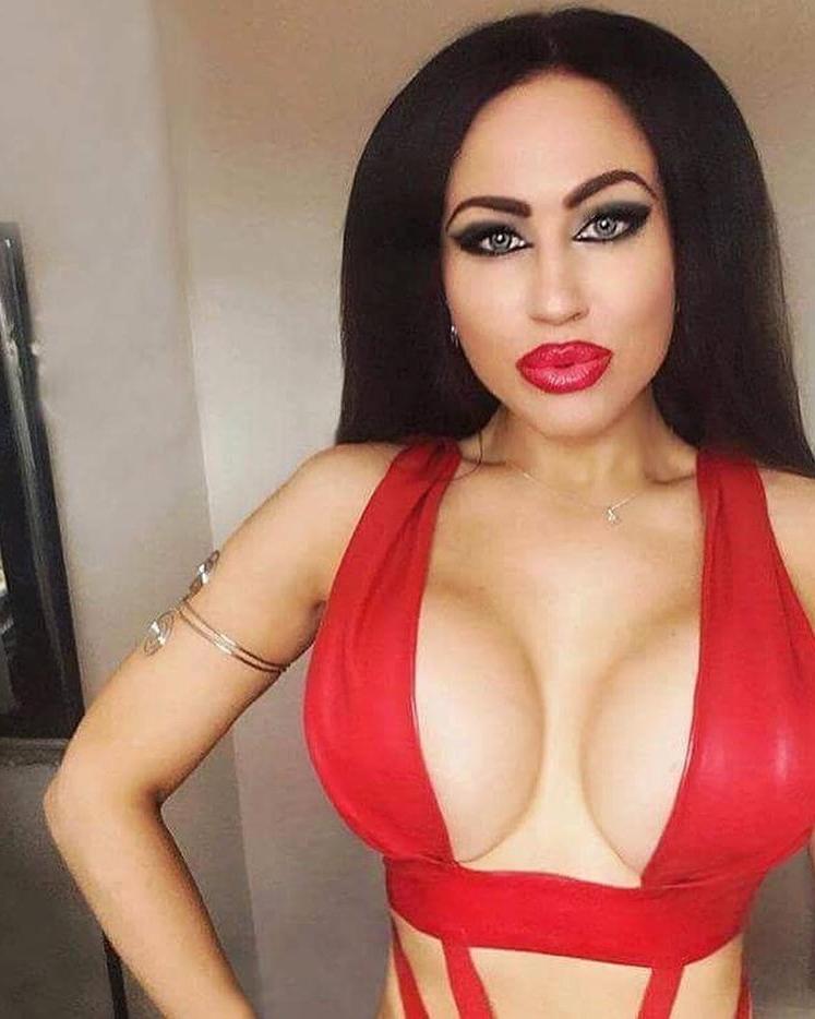 25P Sexy Latex vixens