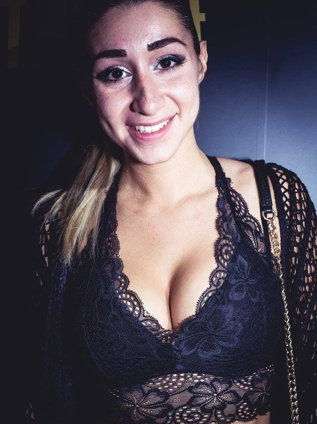 20P Girls partying in club - Paris #96