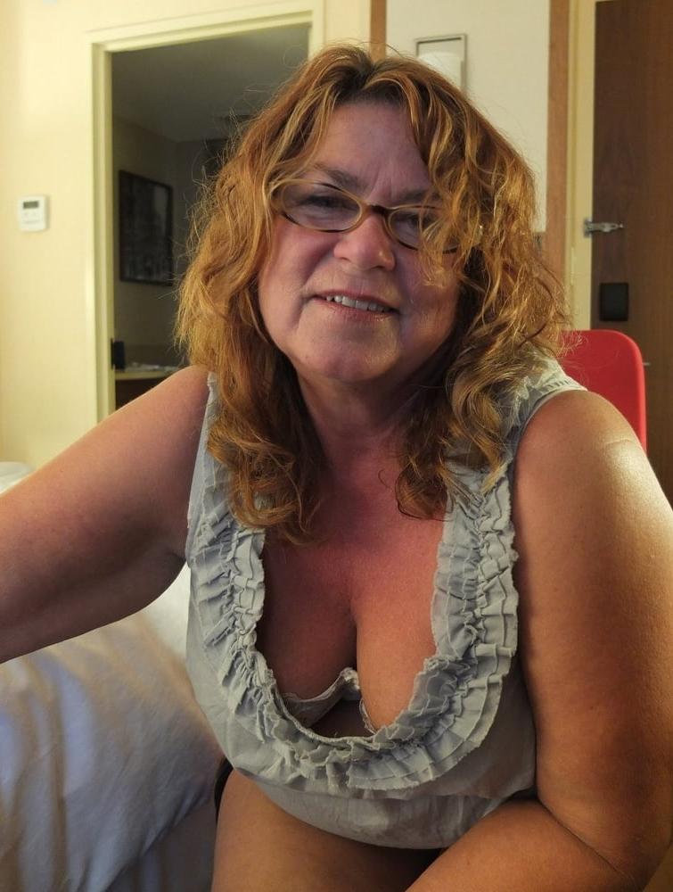 25P Older and hot 161 (No nude selfies)