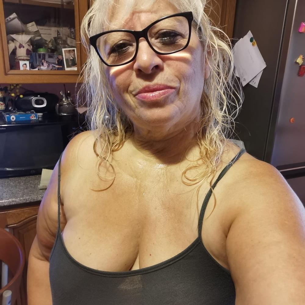25P Older and hot 161 (No nude selfies)