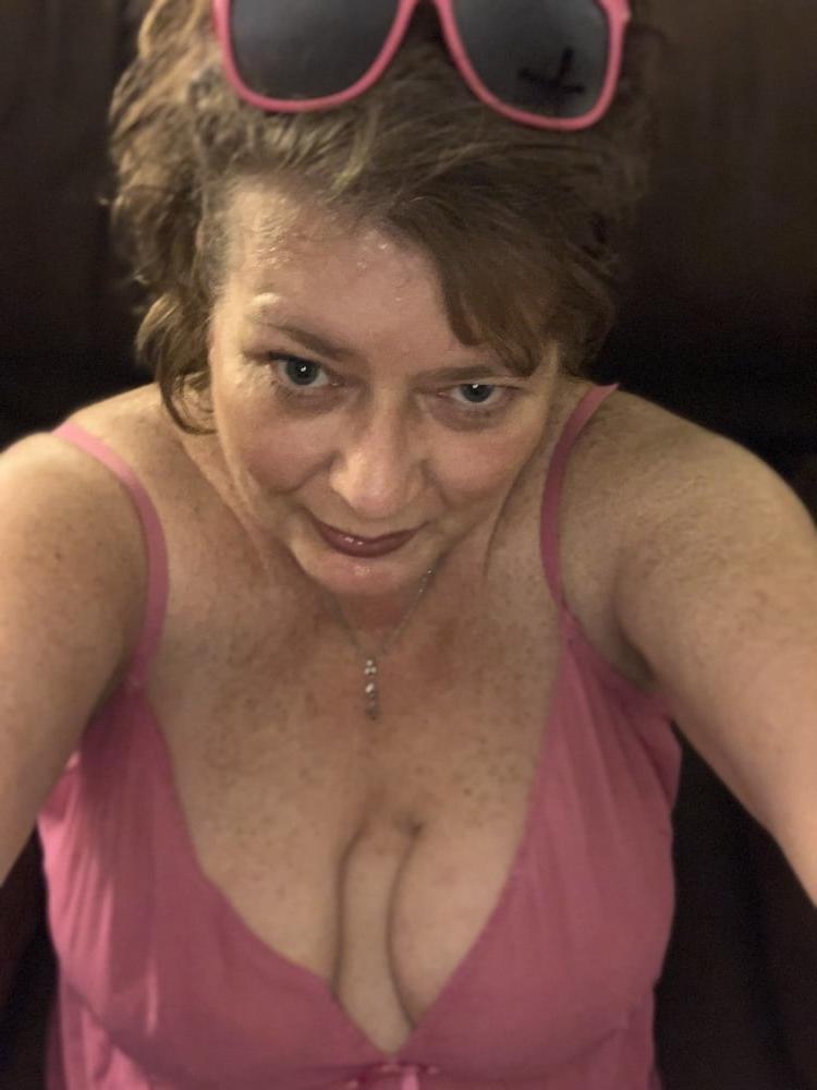 25P Older and hot 161 (No nude selfies)