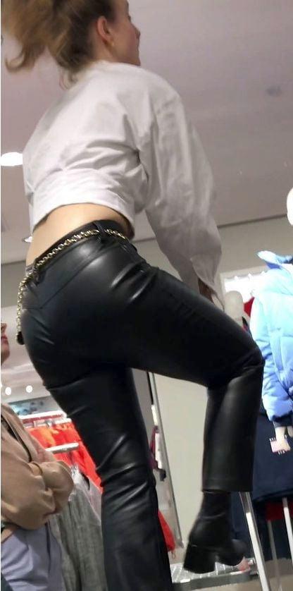 24P Hot Streetgirls in Leather and Latex leggings