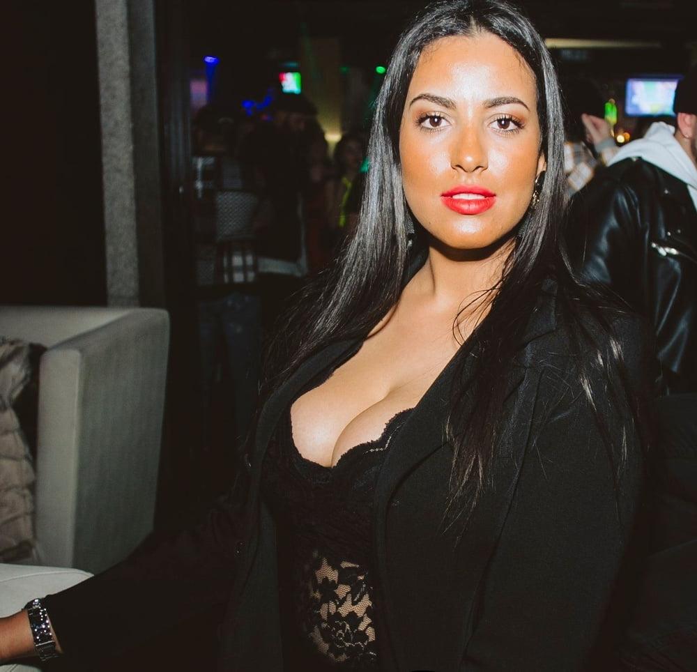 20P Girls partying in club - Paris #97