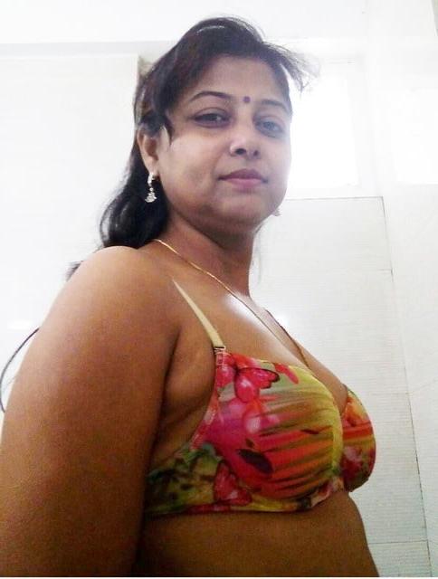 25P Cousin's wife Sangeeta