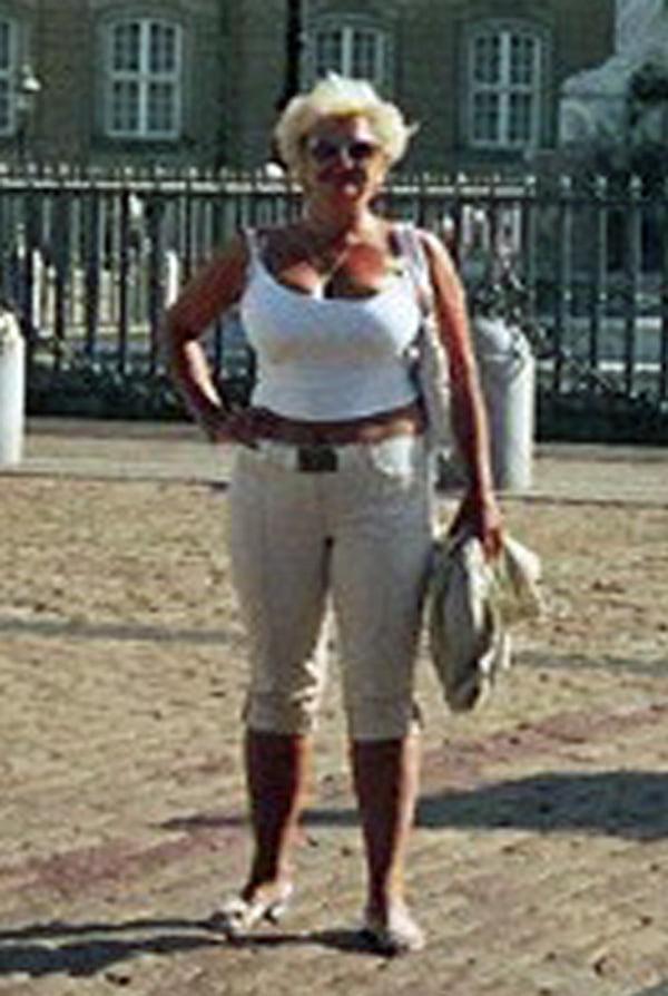 25P White top