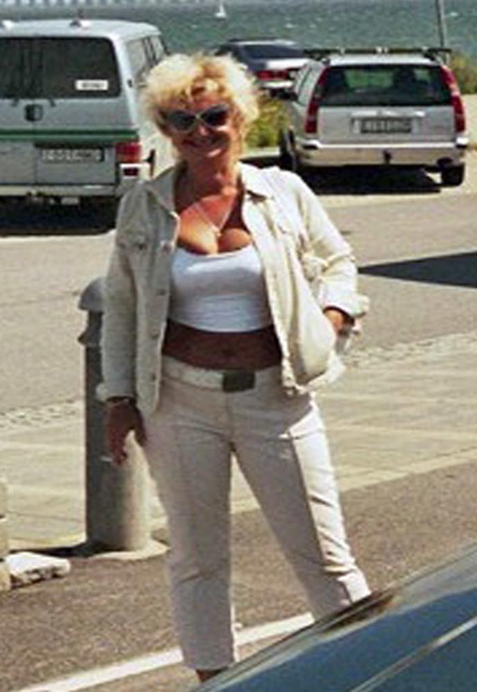 25P White top