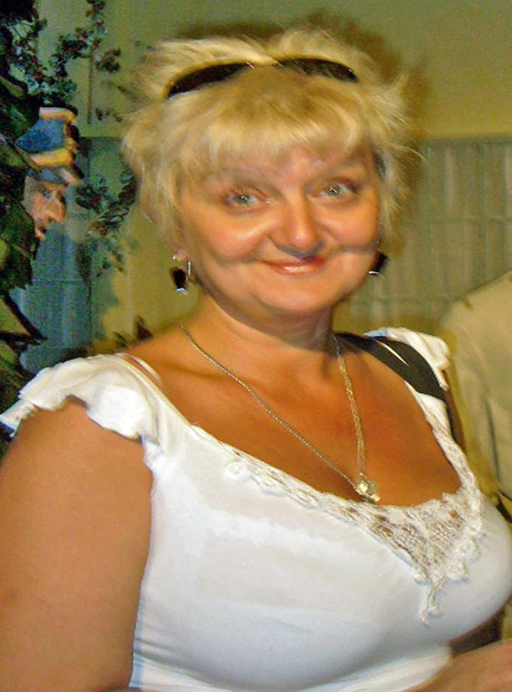 25P White top