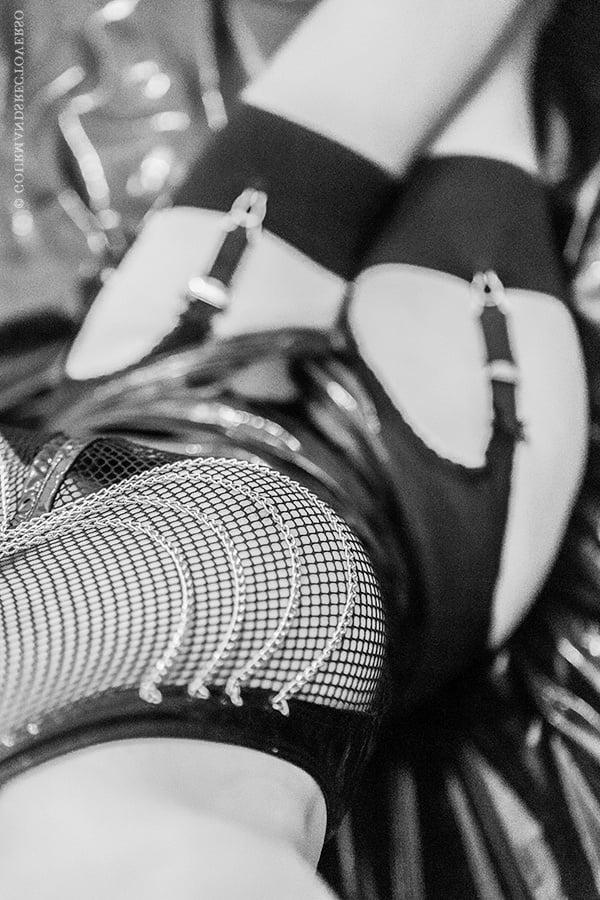 7P VINYL &amp; FISHNET 2