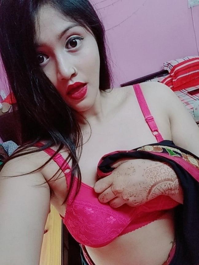 25P bangladeshi Daffodil University Srabontee nude pics