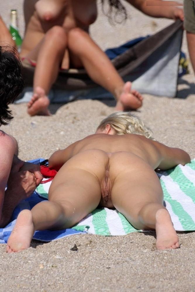 25P JamesBlow 200.000 - NUDE BEACH