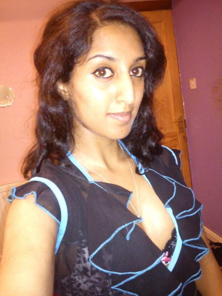 25P Sex Girl Nude Selfies