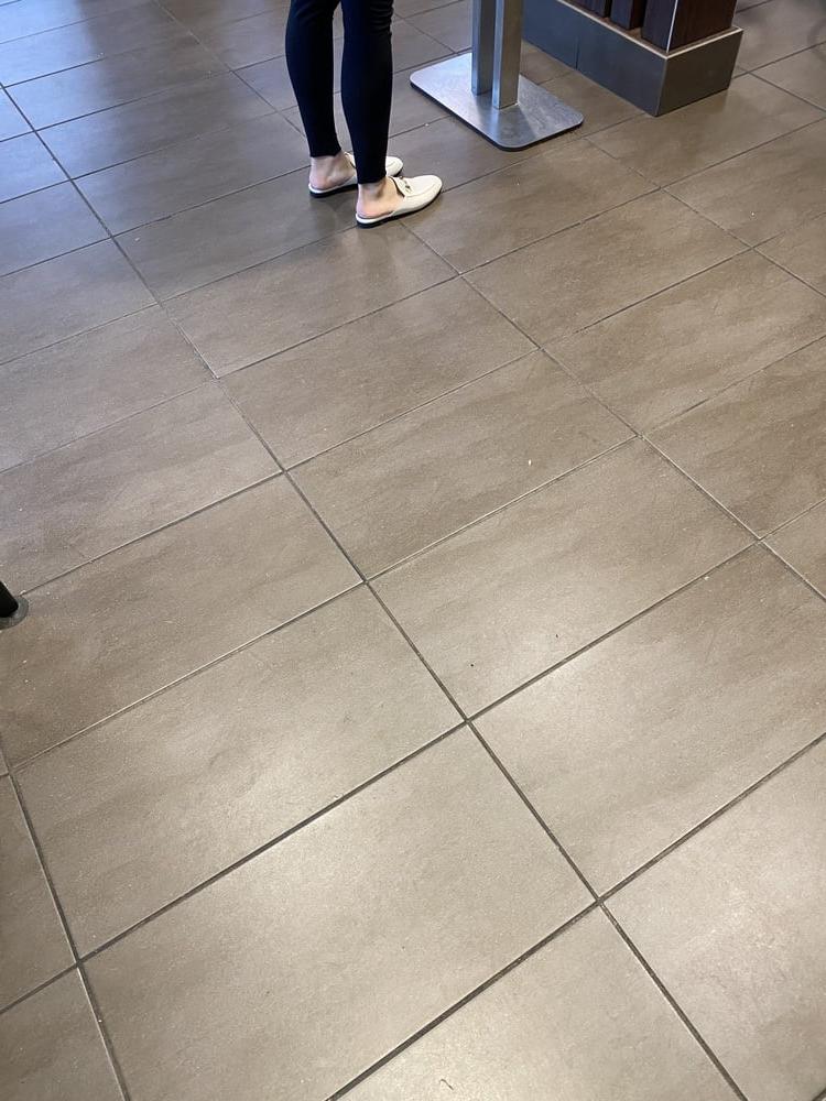 8P White Mules