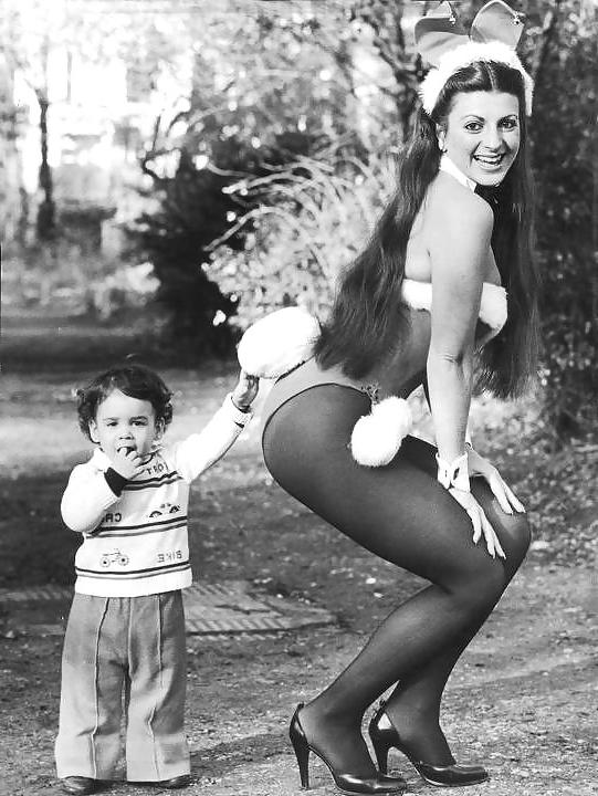 18P Playboy bunny pics