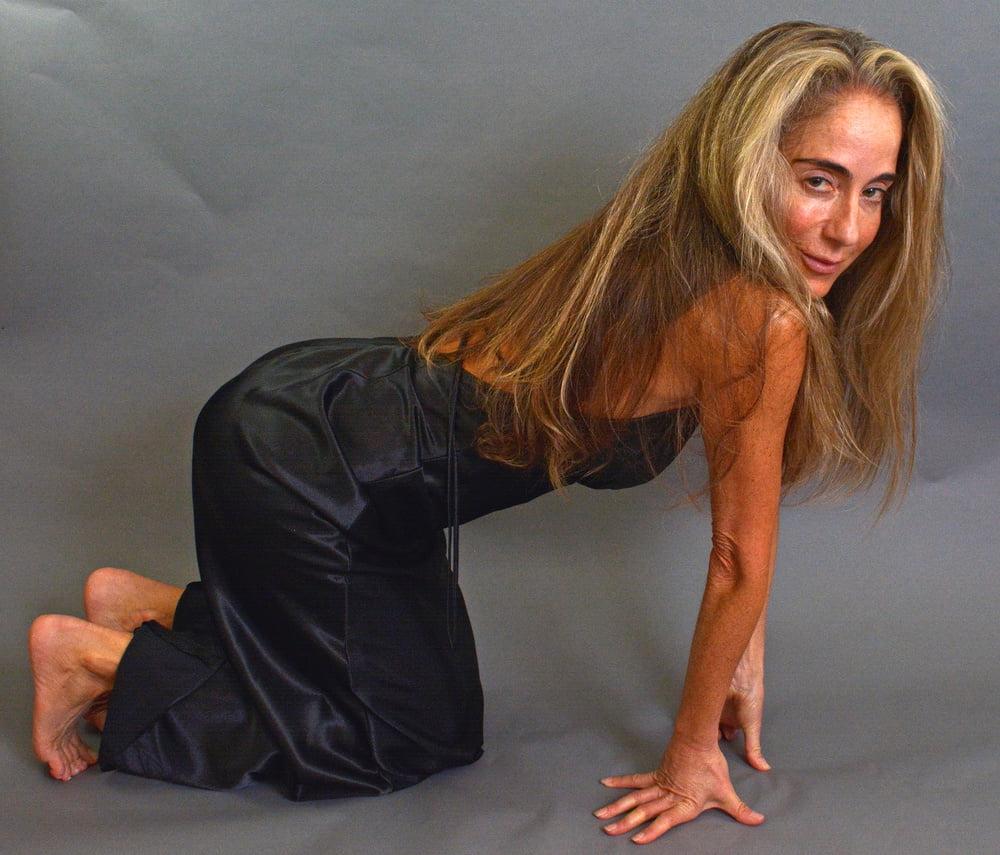 10P Black satin slut